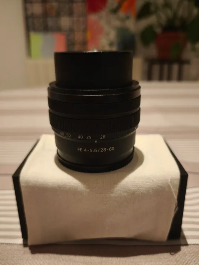 Sony 28-60mm Negro
