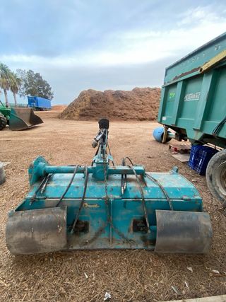 Tractor McCormick X.3.40 + Rotovator