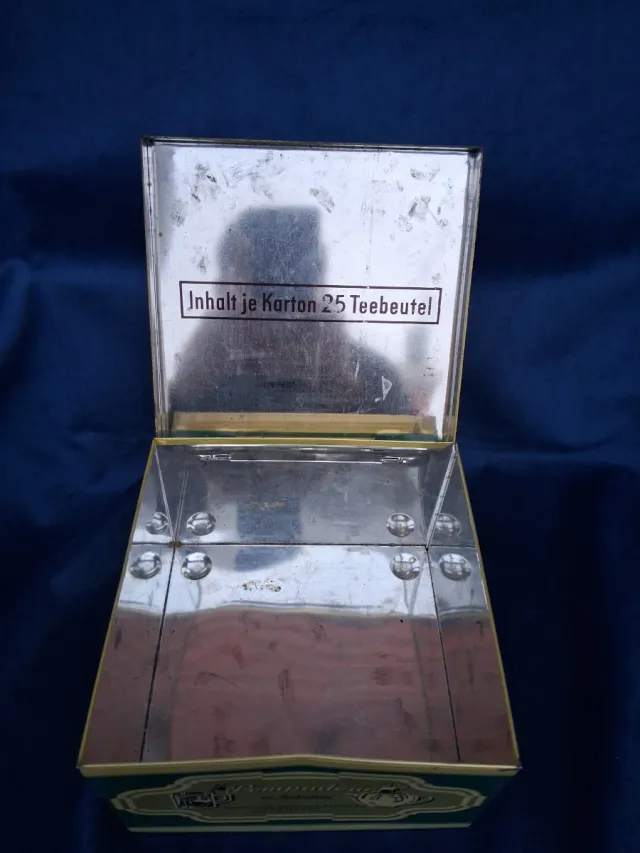 Lata di tè Pompadour antica