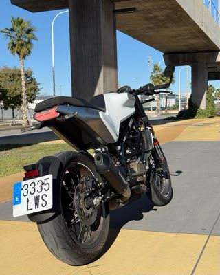 Husqvarna Vitpilen 401