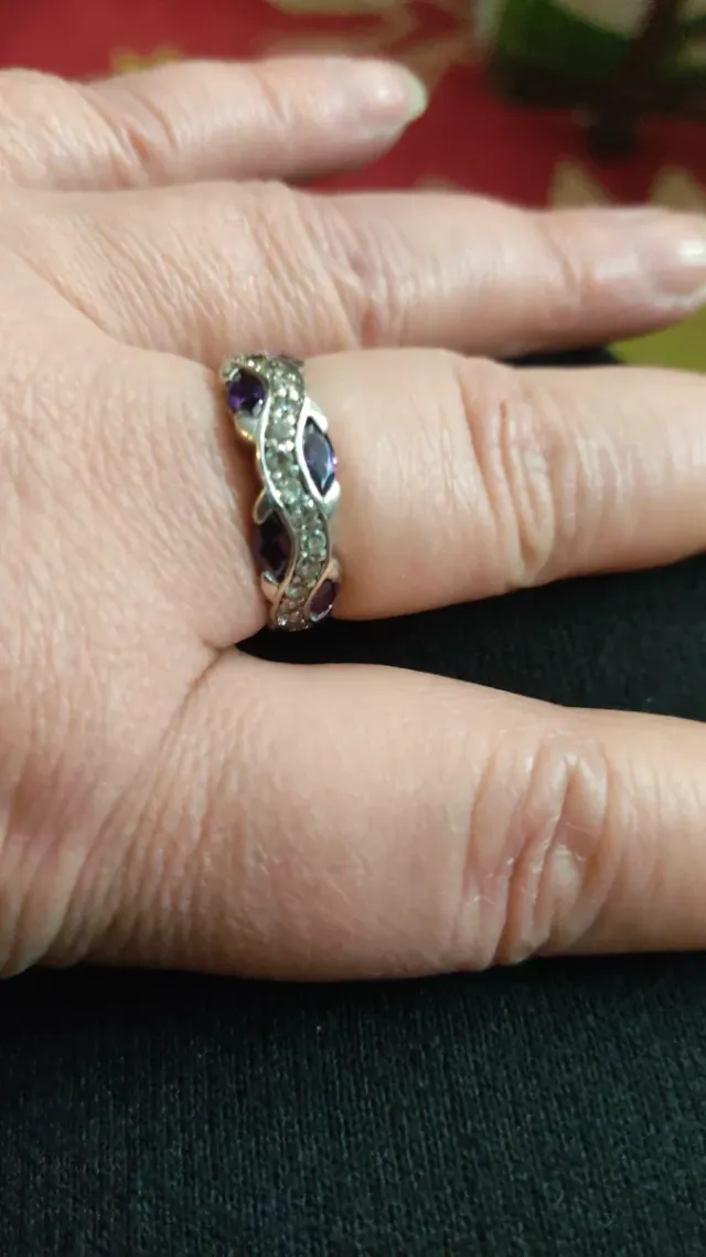 Conjunto de bijuteria antiga roxa