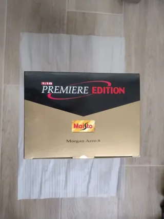 Coche a escala Morgan Aero 8 1/18
