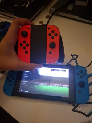 Nintendo Switch Original cuatro joy-sticks