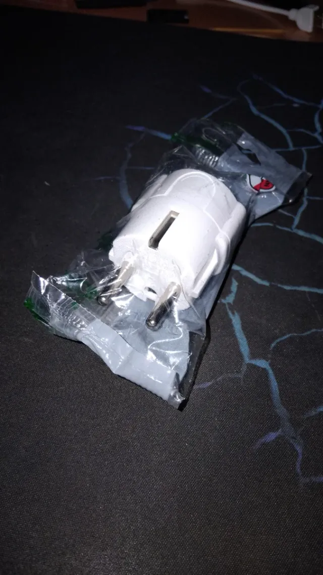 Adaptador enchufe viaje