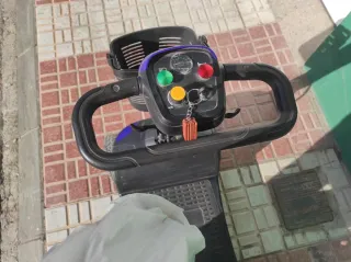 Scooter eléctrico para movilidad reducida