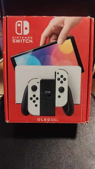 Nintendo Switch OLED Blanca y Negra