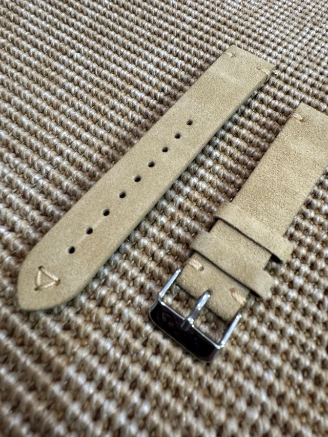 Correa de piel de ante 20mm nueva a estrenar.