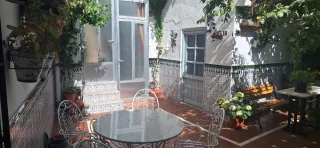 PARTICULAR VENDE CASA UNIFAMILIAR ZONA FERIA