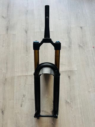 Suspensão Fox 36 Factory 160mm grip x2 2025