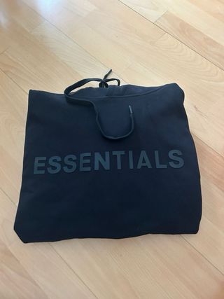 Sudadera Essentials Negra Talla M