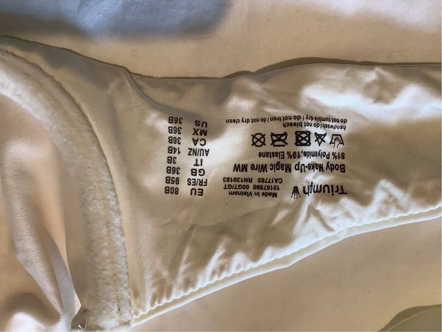 Sujetador Triumph blanco crudo