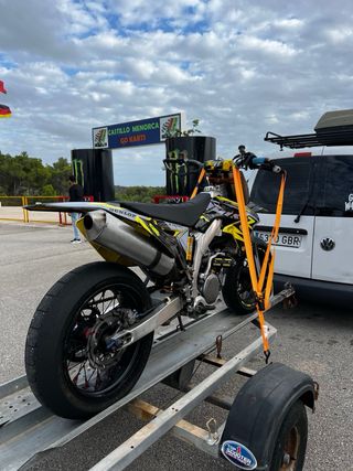 Suzuki RMZ 450 Supermotard de circuito