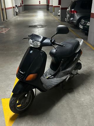 Piaggio Zip 50 Negra