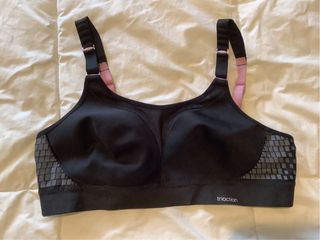 Sujetador deportivo Triaction negro y rosa