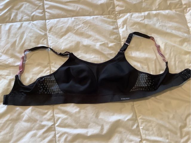 Sujetador deportivo Triaction negro y rosa