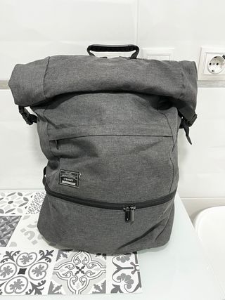Mochila portátil, escolar o de viaje gris
