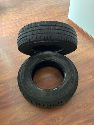 Neumáticos Michelin Agilis Camping 225/75 R16 CP