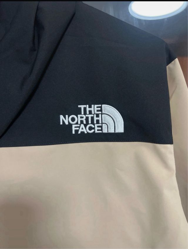 Chaqueta the north face beige a estrenar