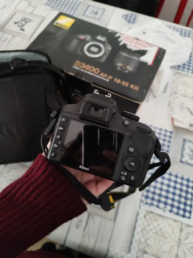 Cámara Nikon D3400 AF-P 18-55 Kit