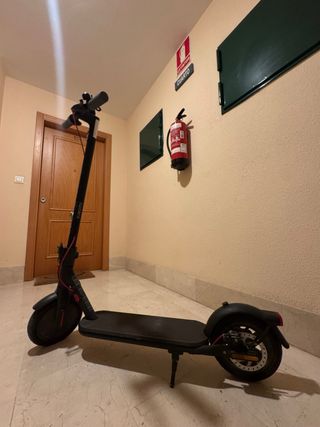 Patinete Eléctrico Negro