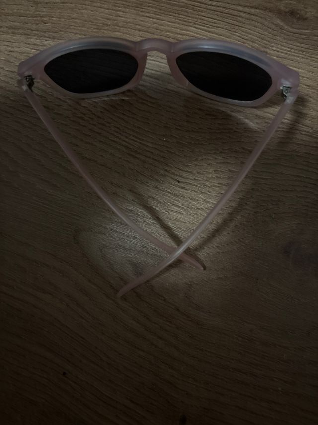 Gafas de sol rosas