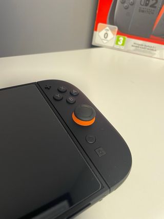 NINTENDO SWITCH 2 COMO NUEVA