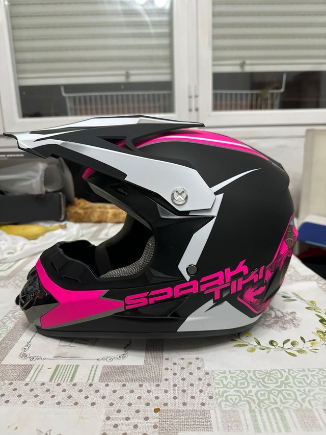 Casco para niños Cross SPARK con Gafas
