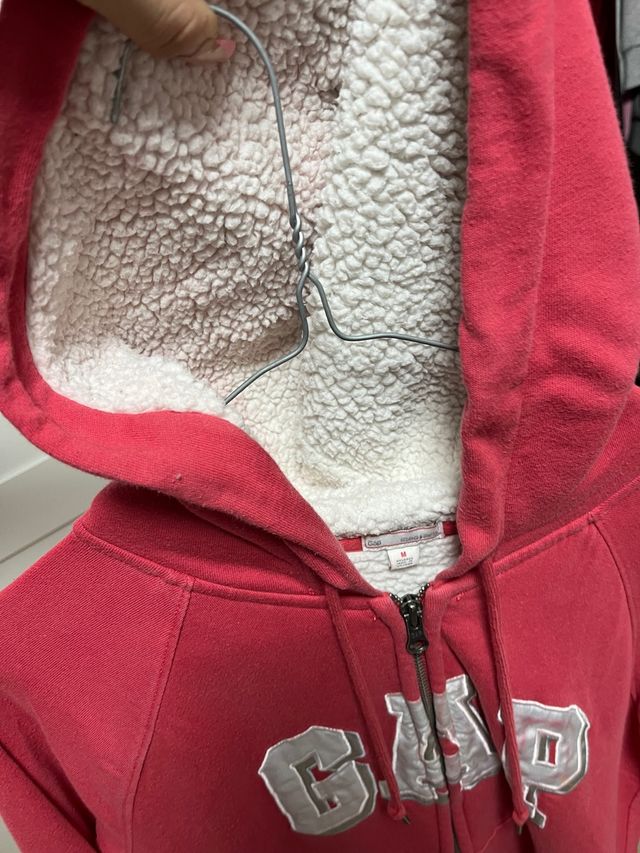 Abrigo Gap Rojo Talla M