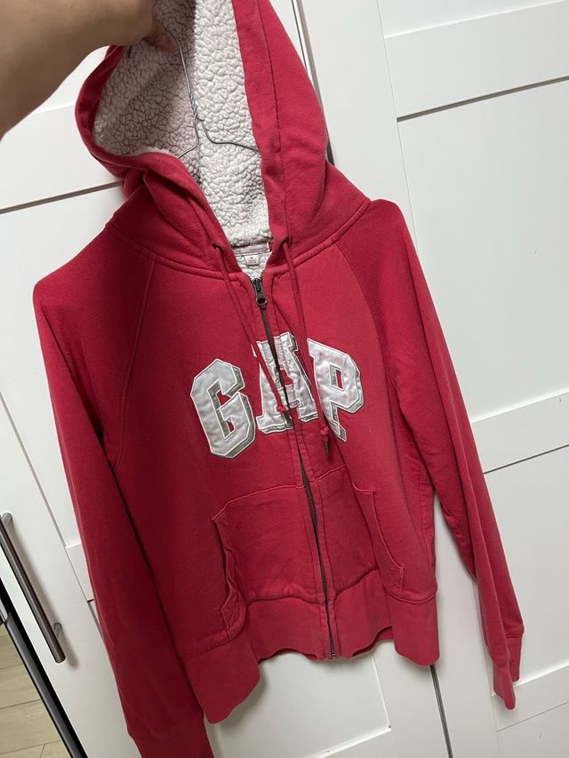 Abrigo Gap Rojo Talla M