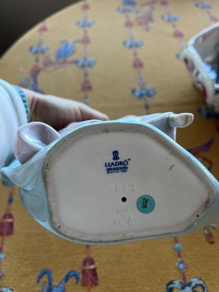 Figura Lladró Mujer Vestido Rosa