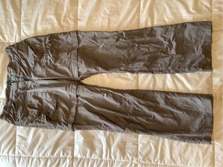 Pantalón trekking desmontable gris
