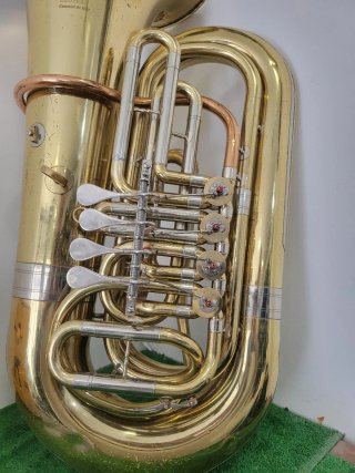 Tuba