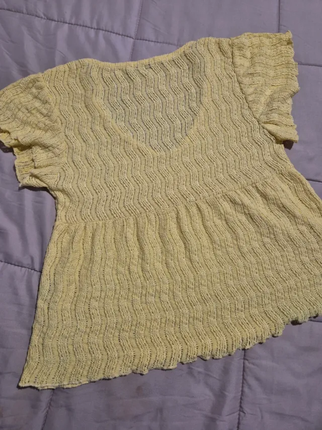 Blusa Stradivarius amarilla