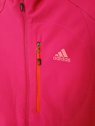 Chaqueta deportiva Adidas climaproof. Talla M