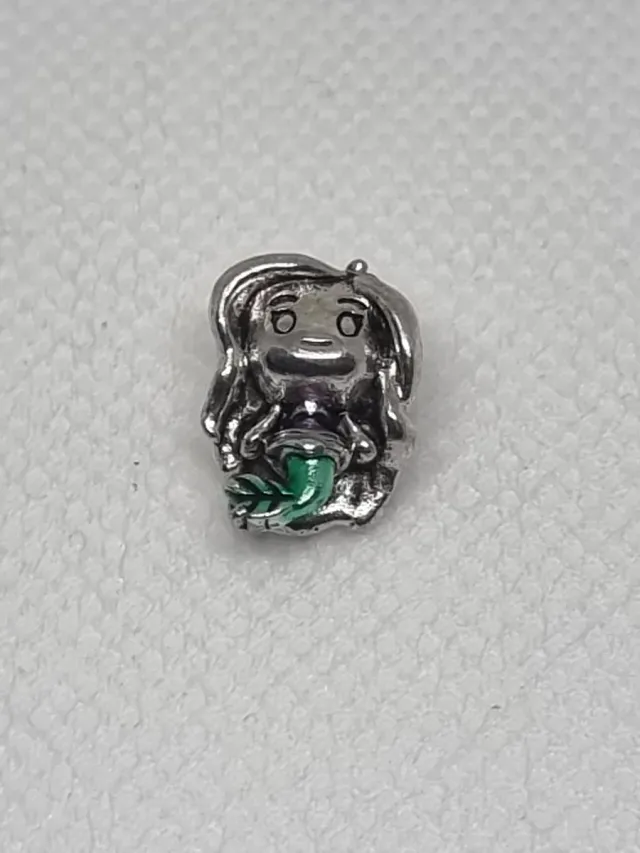 Charm Sirenita Disney Plata y Verde