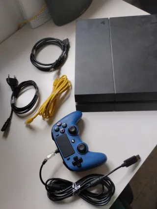 Consola Sony PS4 Negra + Mando Azul original