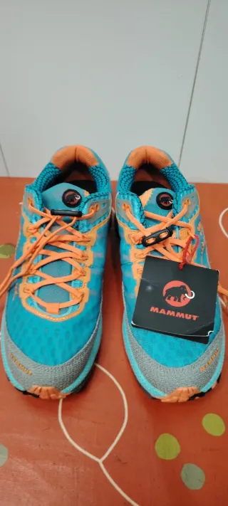 Zapatillas  Mammut T 38,5 Nuevas
