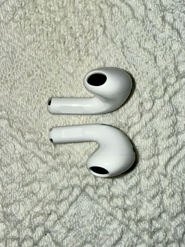 AirPods 3ª Gen Apple Blancos