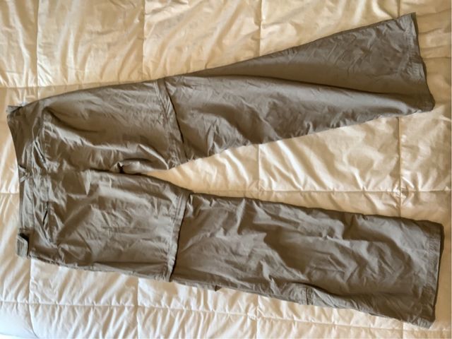 Pantalón trekking desmontable gris