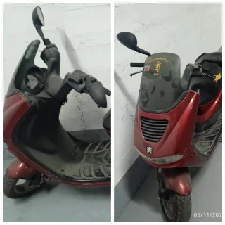 Ciclomotor Peugeot Rojo