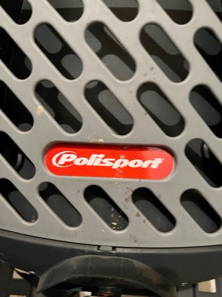 Silla porta bebé para bicicleta. Marca Polisport