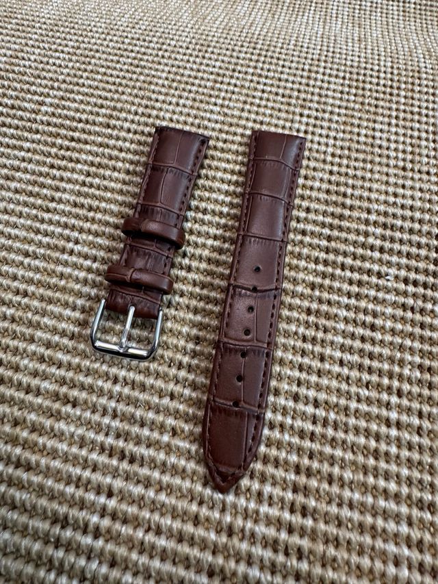 Correa de 22mm en piel marrón. Nueva a estrenar