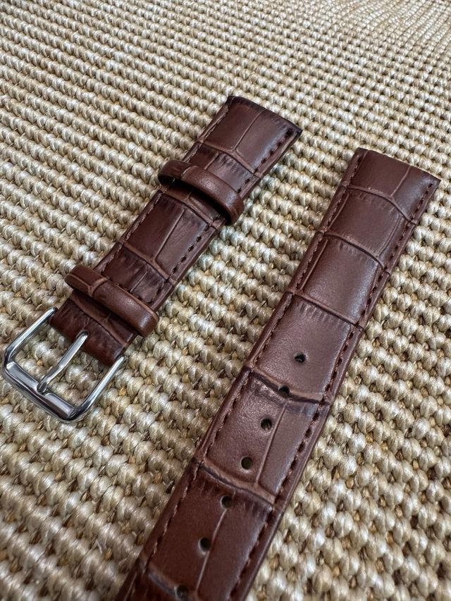 Correa de 22mm en piel marrón. Nueva a estrenar
