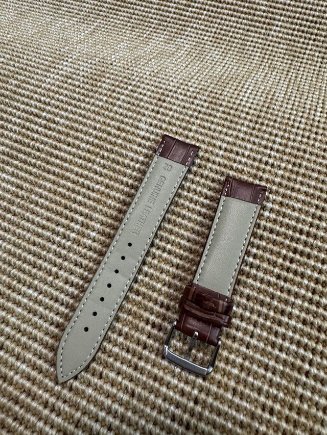 Correa de 22mm en piel marrón. Nueva a estrenar