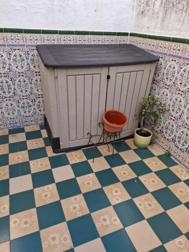 Armario exterior polipropileno beige y negro