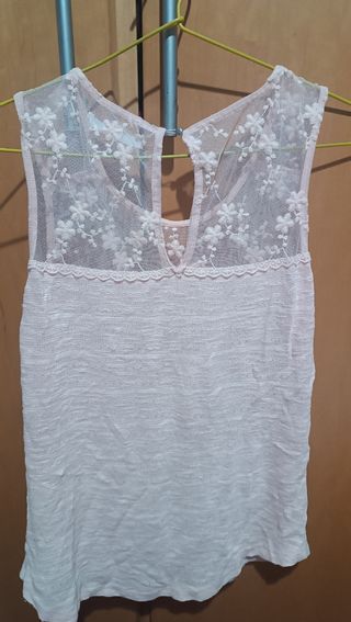 Blusa de encaje rosa talla única