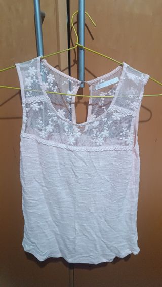 Blusa de encaje rosa talla única