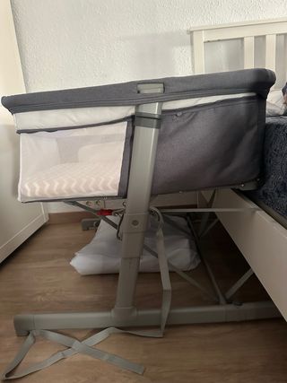 Cuna colecho gemelar Chicco + colchones
