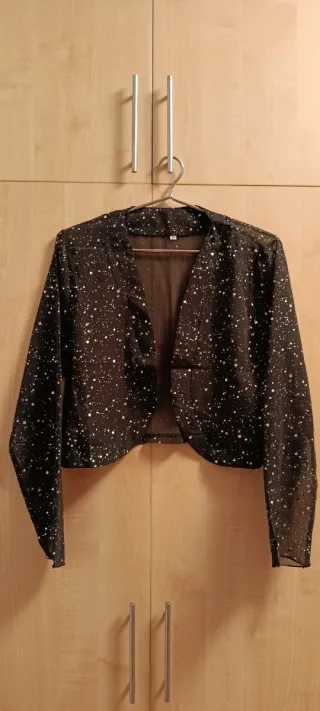 Chaqueta corta fiesta negra y blanca