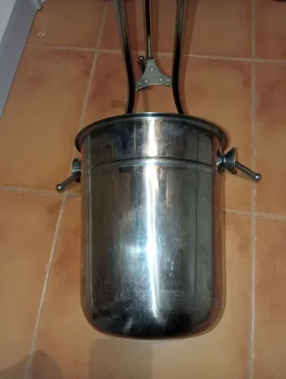 Cubitera Acero Inox con Patas